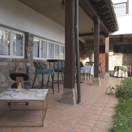 Posada La Estela De Barros Corrales De Buelna Kültér fotó