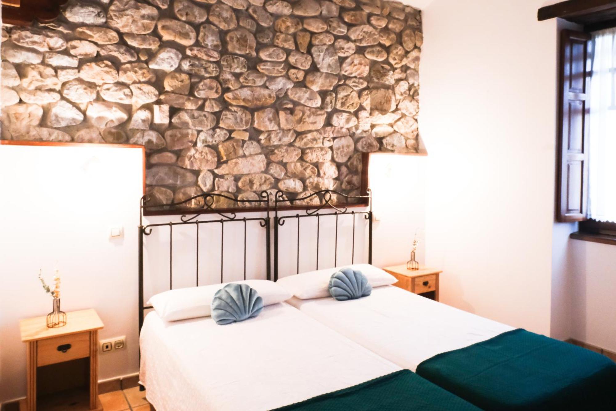 Posada La Estela De Barros Corrales De Buelna Kültér fotó