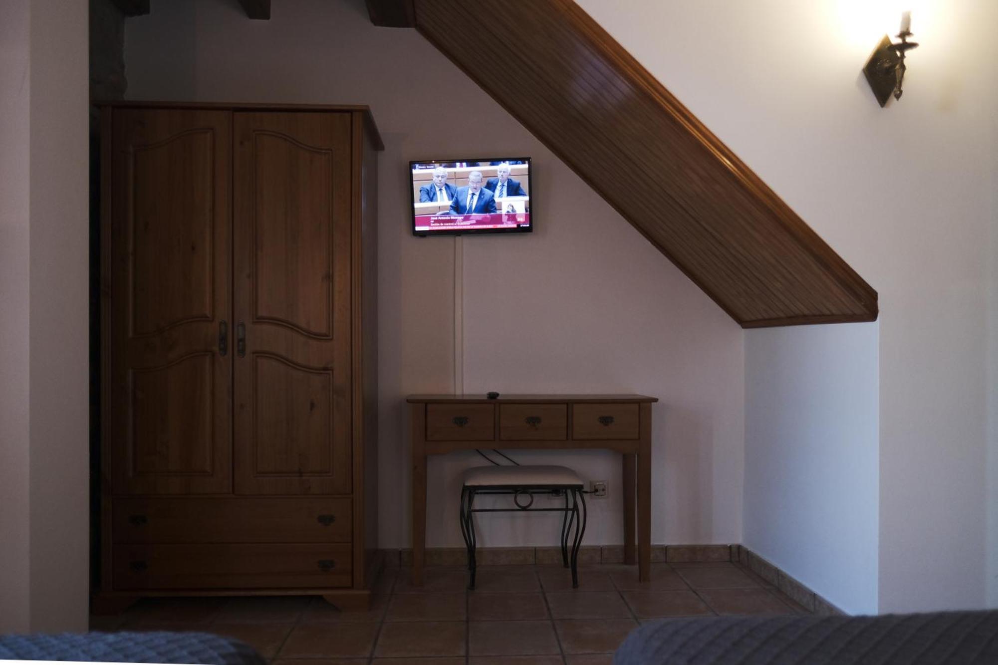 Posada La Estela De Barros Corrales De Buelna Kültér fotó