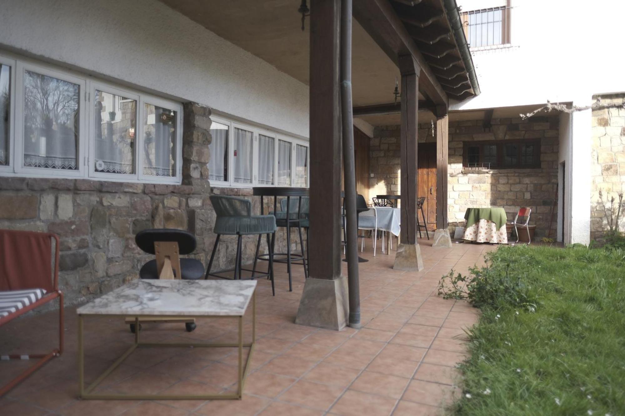 Posada La Estela De Barros Corrales De Buelna Kültér fotó