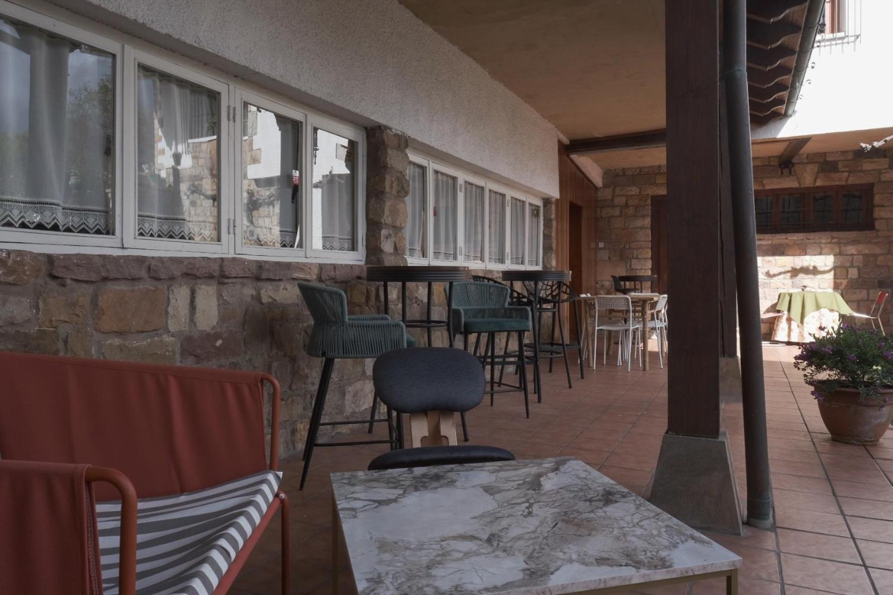 Posada La Estela De Barros Corrales De Buelna Kültér fotó