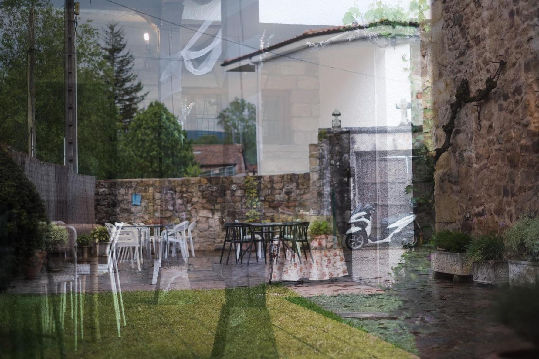 Posada La Estela De Barros Corrales De Buelna Kültér fotó